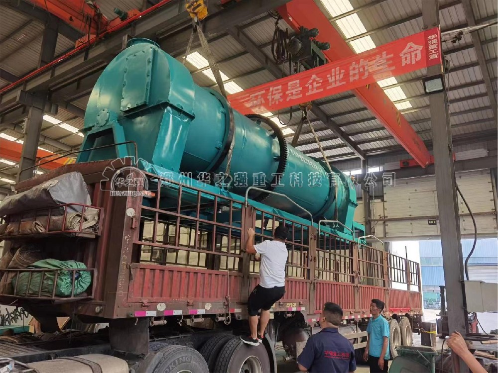 新型有機(jī)肥二合一造粒機(jī)發(fā)貨現(xiàn)場(chǎng)